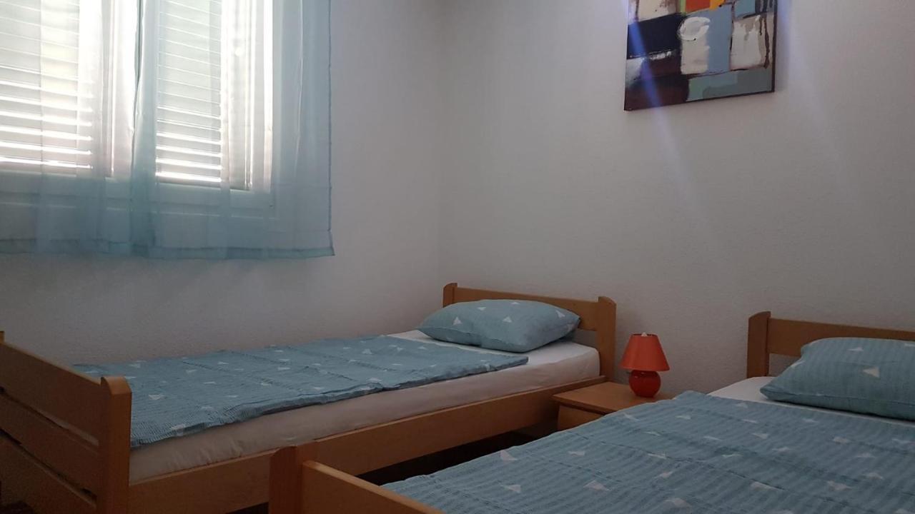 Apartmani Vincek Vodice Eksteriør billede