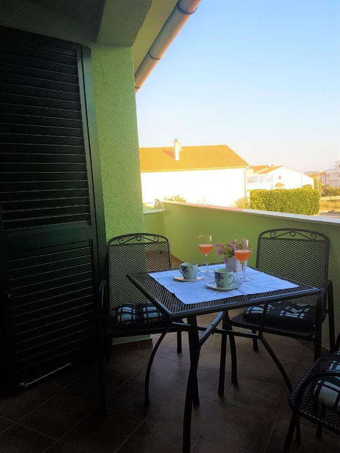 Apartmani Vincek Vodice Eksteriør billede